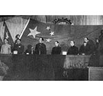 1949年9月30日，在全国政协一届会议主席台上