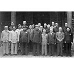1949年7月5日 毛泽东和新政协筹备会常务委员合影