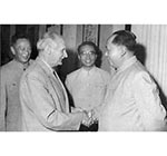 1960年5月27日，毛泽东在上海会见英国蒙哥马利元帅